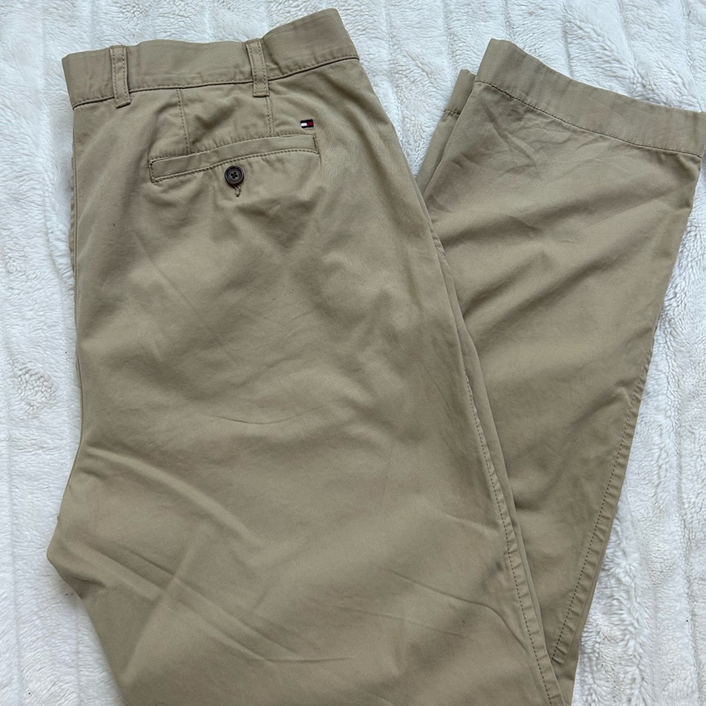 Tommy Hilfiger Men's Khaki Slacks Chinos, Size 38x32 - Picture 5 of 5